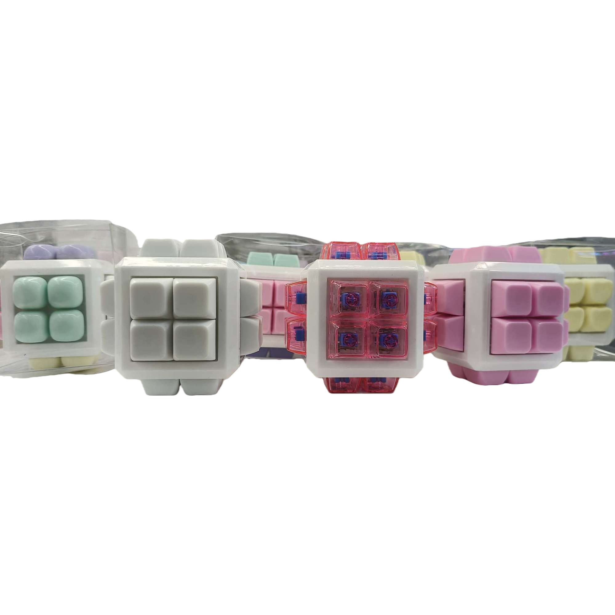 Colorful transparent keycaps are suitable for mechanical keyboards with dazzling lighting effects, comfortable touch, wear resistance and personalized decorative accessories Item Picture