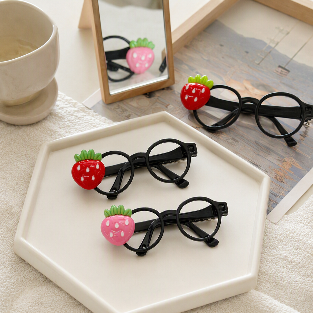 Adorable fresa gafas clip de pelo dibujos animados estilo extraño clip lateral adolescente divertido franjas nicho personalidad adorno accesorios para el pelo Specification image
