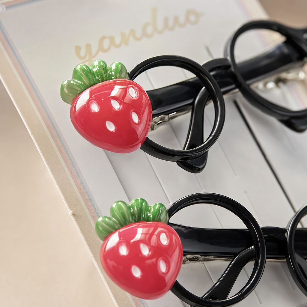 Adorable fresa gafas clip de pelo dibujos animados estilo extraño clip lateral adolescente divertido franjas nicho personalidad adorno accesorios para el pelo