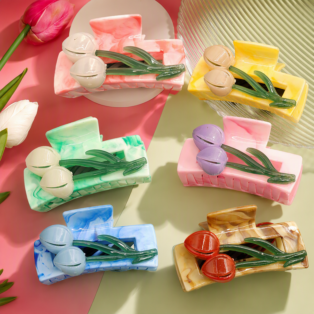 Pink marble-patterned hair clips, white flowers and green stems embellish fashionable hair accessories and hairstyle ornaments Specification image