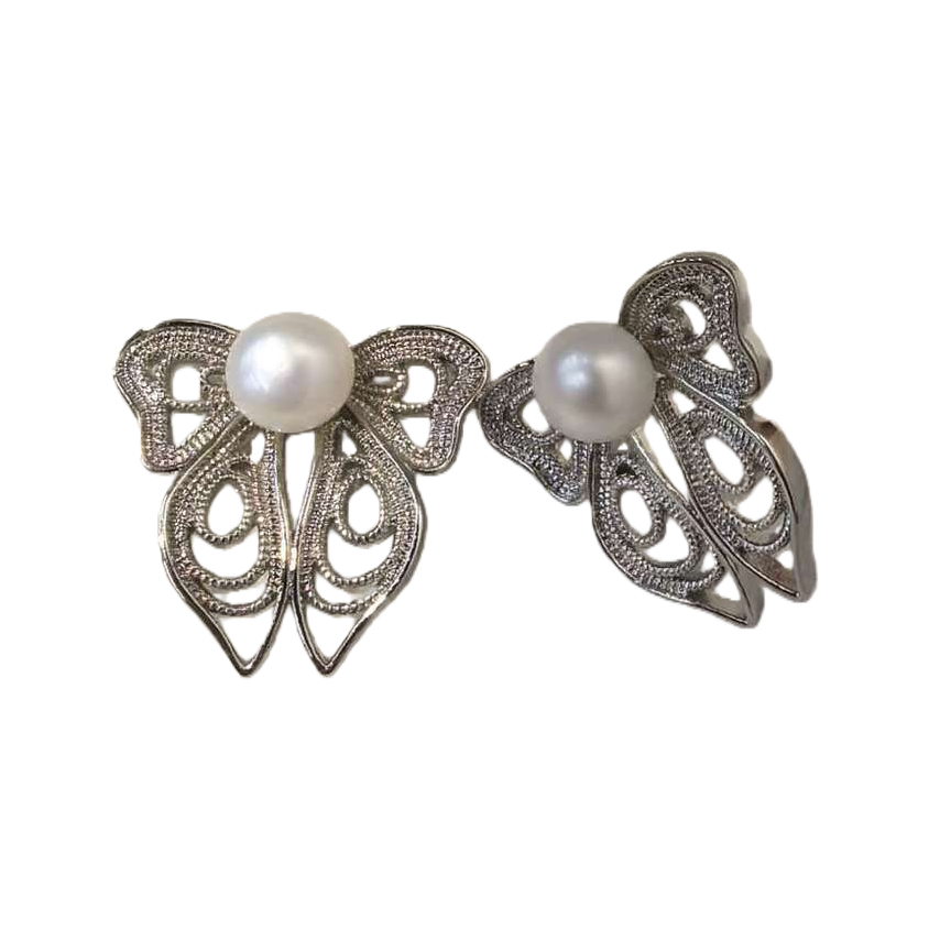 Caja de joyería blanca en forma de mariposa de plata perlas pendientes simple elegante moda orejas estilo de mujer regalo Item Picture