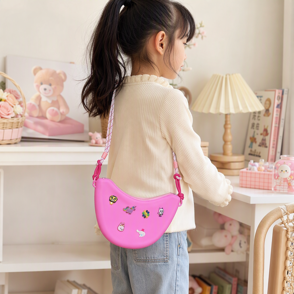 Colorful silicone small bags, cartoon patches, hand-decorated bag accessories, creative storage bags, children's gifts details Picture