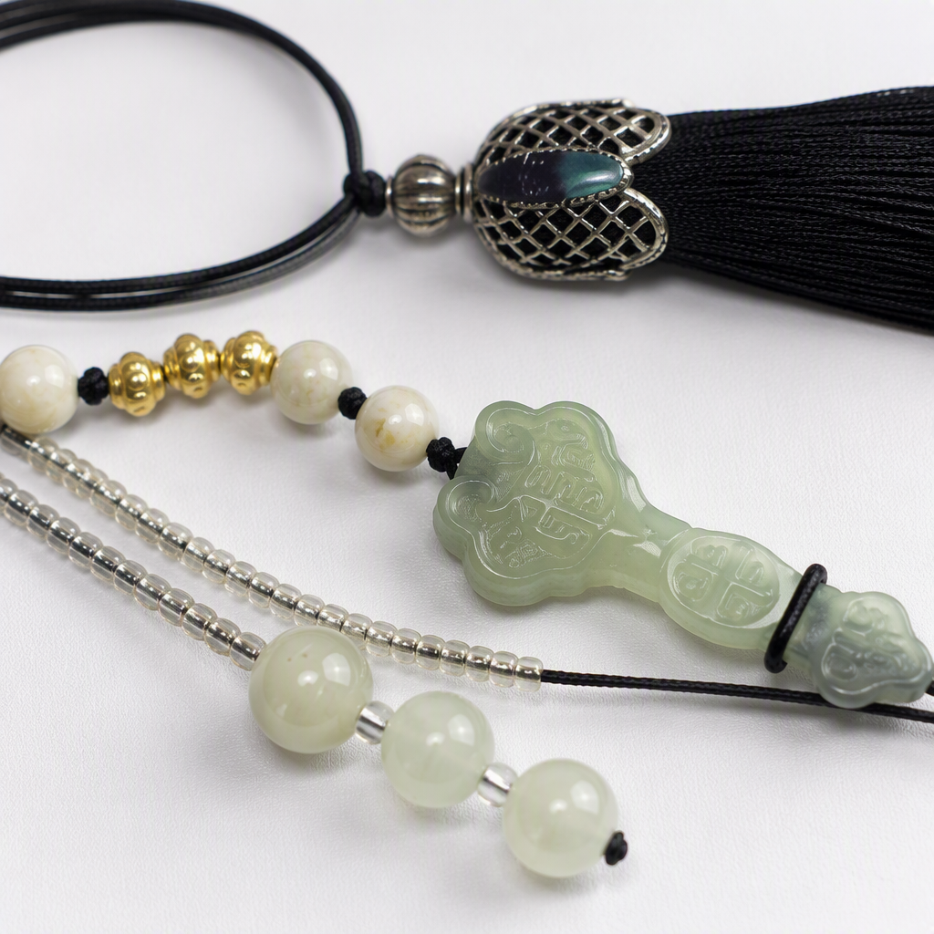 Jade ruyi jade pendant, bag pendant, mobile phone chain, simple and creative car pendant, personalized key chain gift details Picture