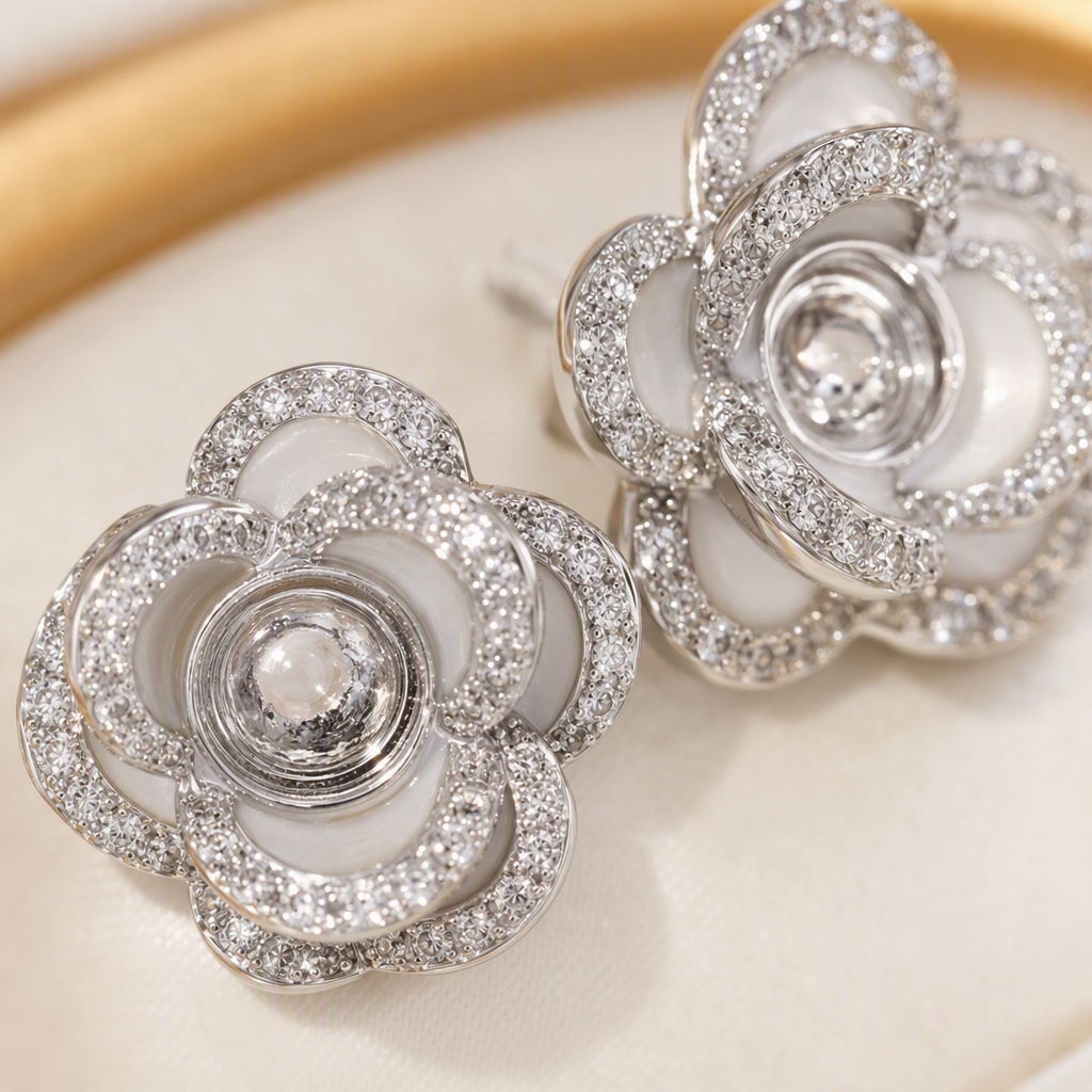 Silver flower stud earrings are simple, fashionable, elegant and versatile. They are trendy Korean-style earrings for women and couple gifts Application Scenario