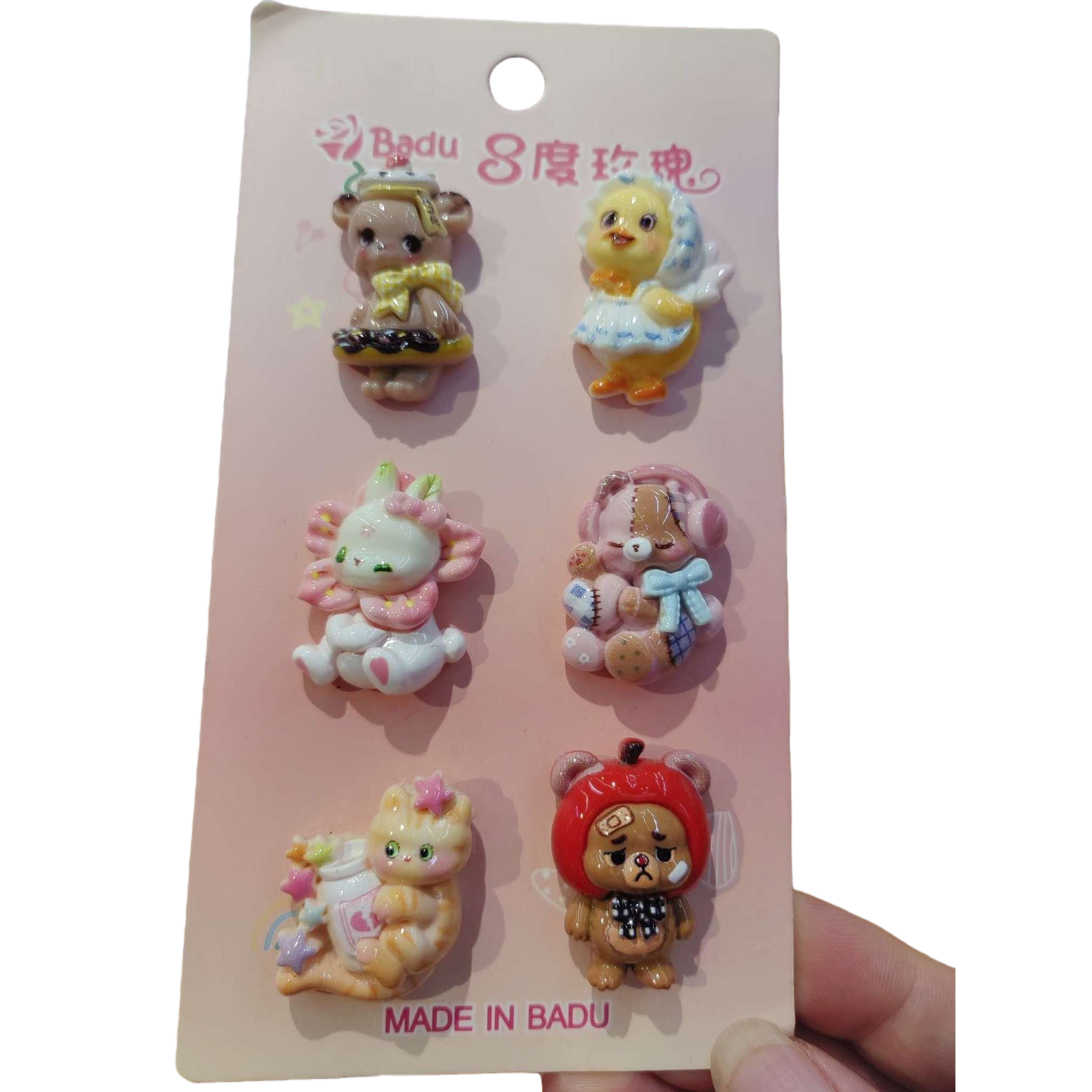 Six pink cards, cartoon-shaped badges, and a variety of fun and creative decorative gifts to choose from Item Picture