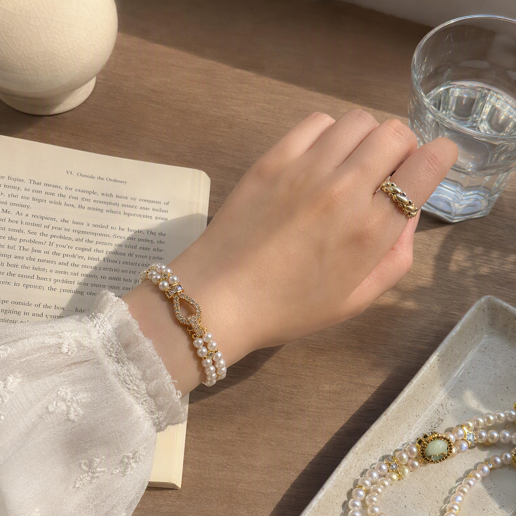 أزياء من سوارات اللؤلؤ اللؤلؤية المزينة بالذهب details Picture