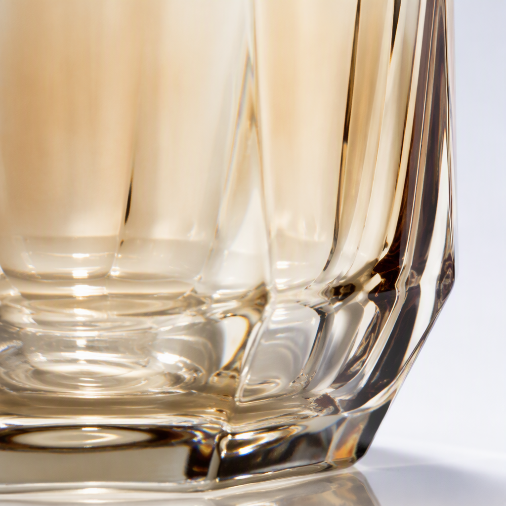 Wholesale glass hexagonal smooth transparent water cups, amber creative drink cups Application Scenario