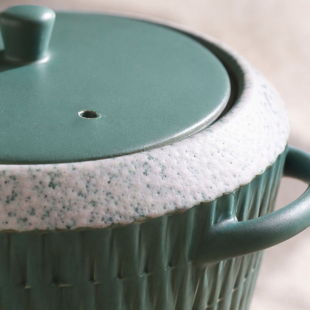 A green textured ceramic clay pot with a lid and double-ear design, a heat-resistant stewing soup pot for household kitchenware Application Scenario