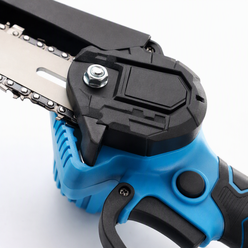 Multi-functional electric chain saw, lithium battery electric saw, handheld household woodworking pruning, garden felling tool, lightweight and portable, 4-inch, 6-inch Application Scenario