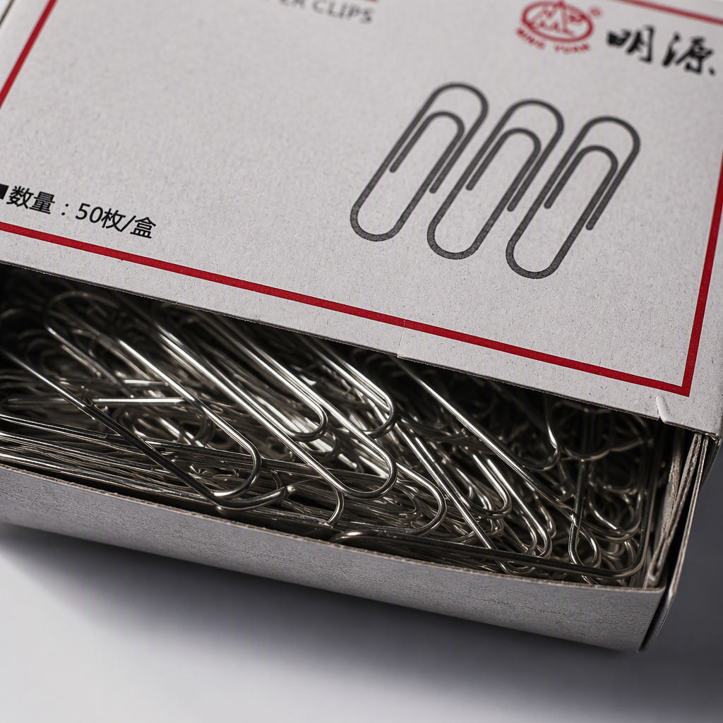 The Mingyuan 78mm white paper box packaging paper clip office stationery supplies are neat and practical Application Scenario