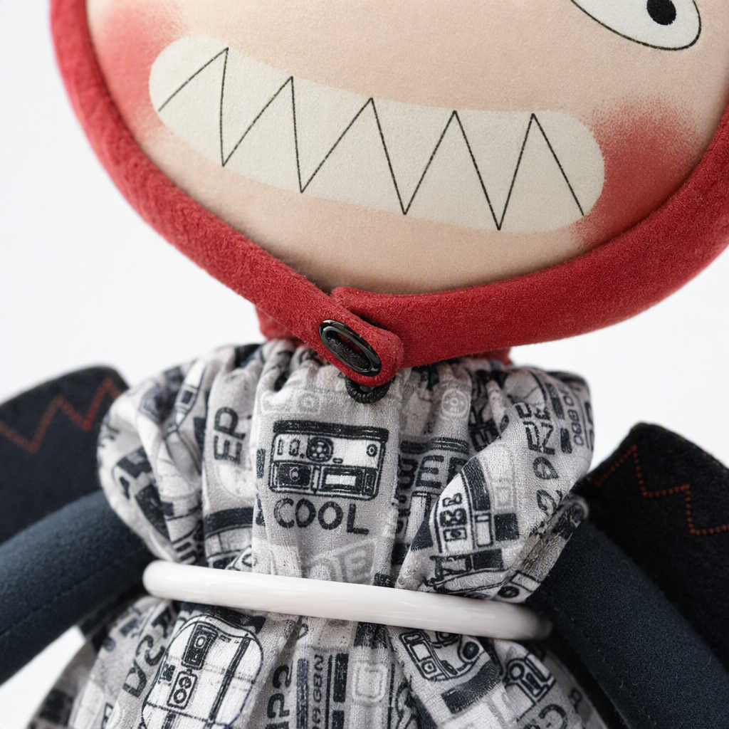 Black-horned devil doll, red headgear, creative figurine, fun display item, children's gift collectible Application Scenario