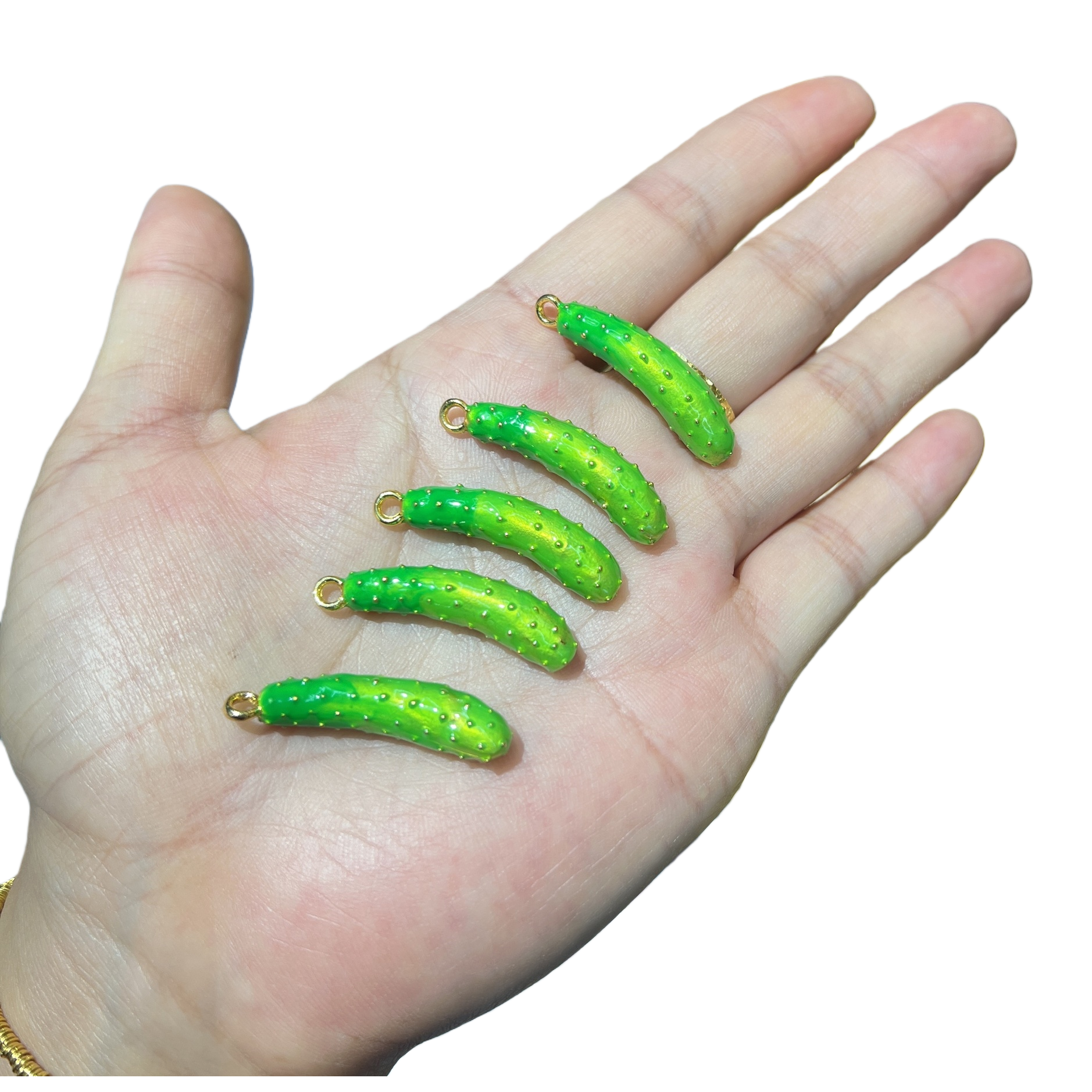 Creative green pickled cucumber-shaped pendant, a fashionable and individual accessory, a trendy and simple couple gift Item Picture