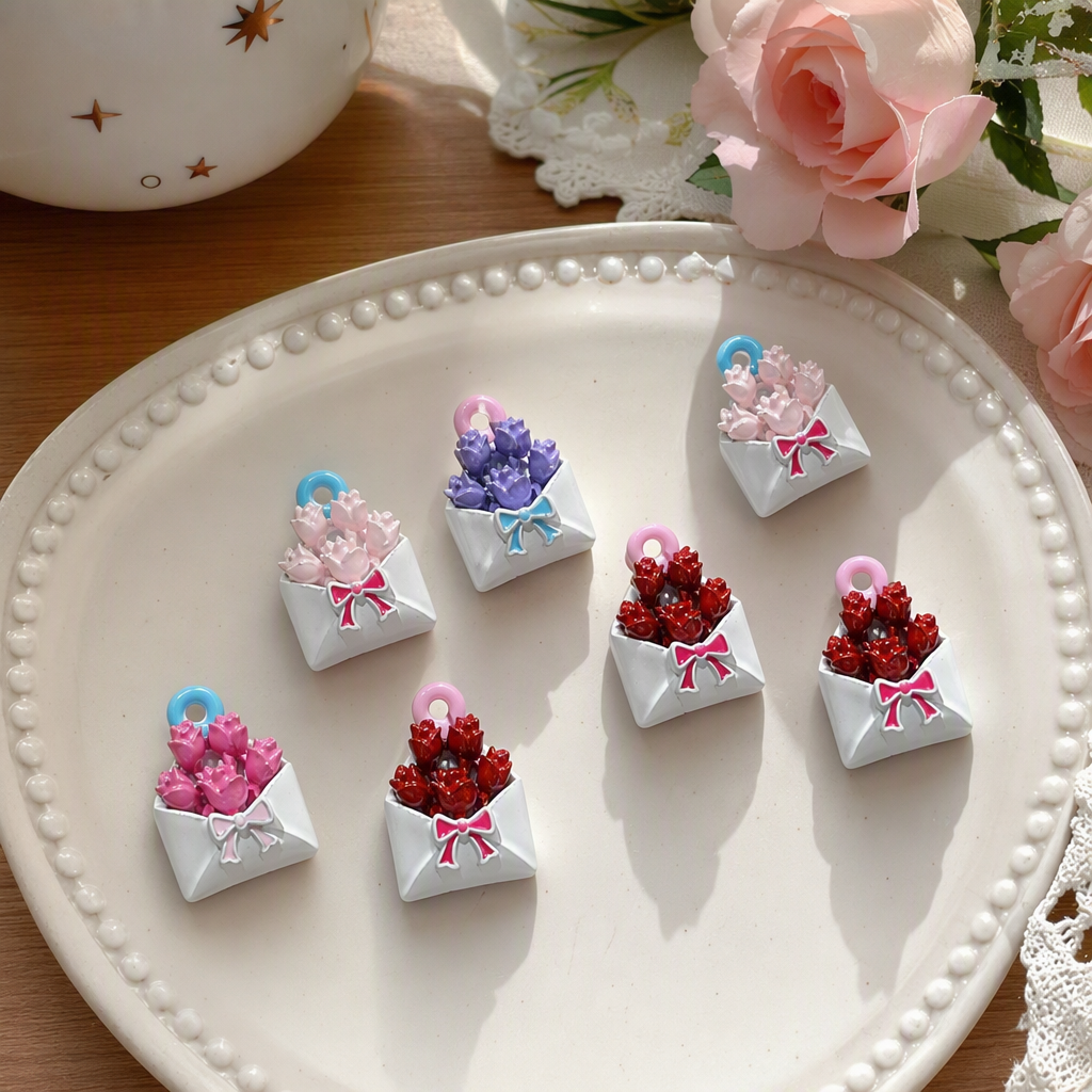 Colorful flower bouquets, envelopes, pendants, necklaces, creative gifts, couple accessories, fashionable and trendy, personalized designs details Picture
