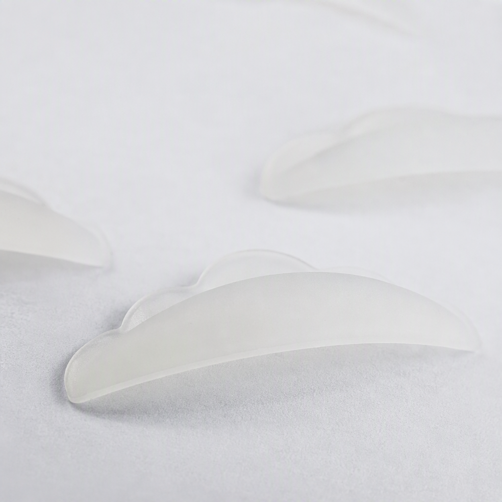 Natural thick white eyelash lifting pad, thickened and long-lasting anti-smudging eye beauty product Application Scenario