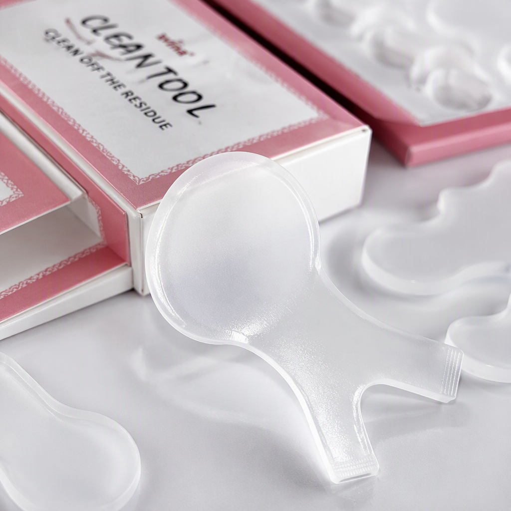 The pink packaging box is a beautiful gift box. The product is fashionable and versatile, making it an excellent gift and a collectible box for women Application Scenario