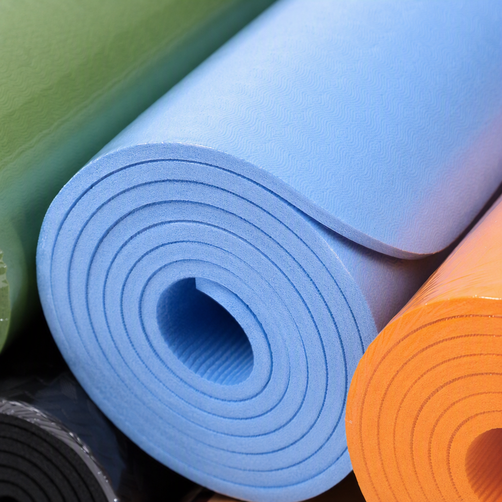Colorful anti-slip yoga mat, fitness mat, sports mat, thickened wear-resistant yoga mat, suitable for both men and women Application Scenario