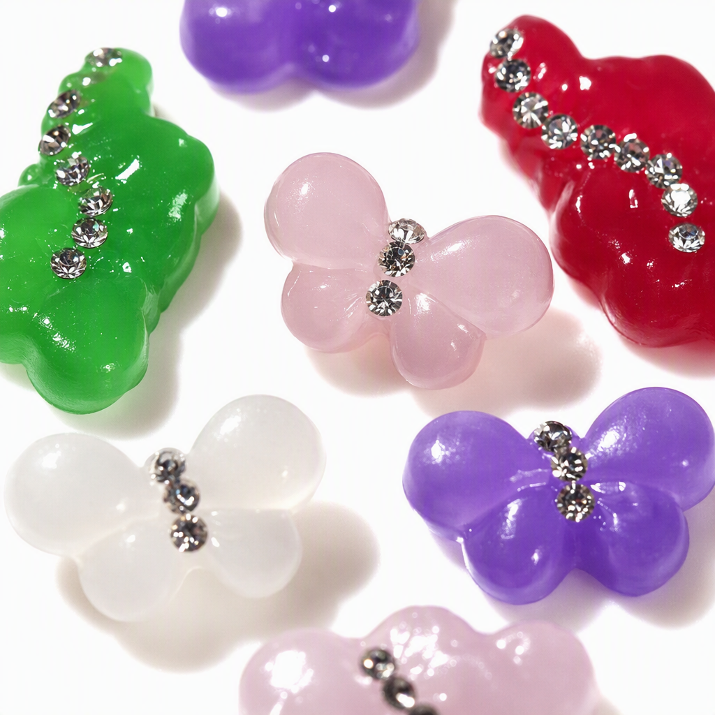 Creative colorful butterfly grape-shaped jewelry, fashionable and individual handcrafted pendants, gift accessories, trendy and versatile Application Scenario