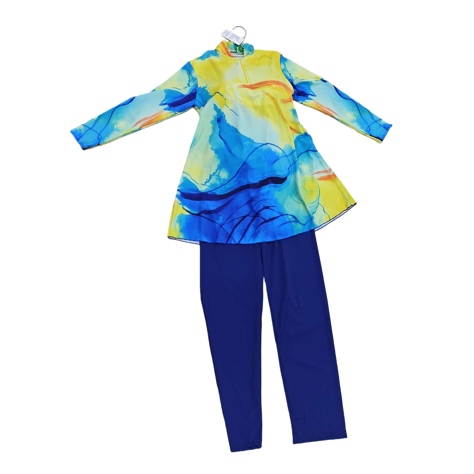 A fashionable colorful abstract pattern top paired with fresh blue trousers is a casual and versatile trendy new product Item Picture