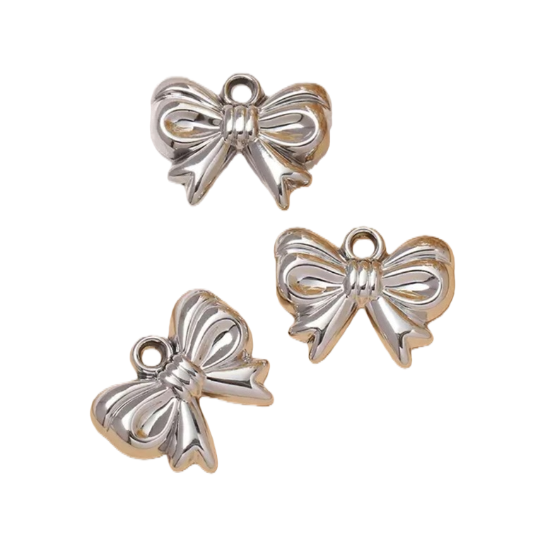 A fashionable silver bow necklace pendant, a simple and elegant women's accessory gift for girls Item Picture