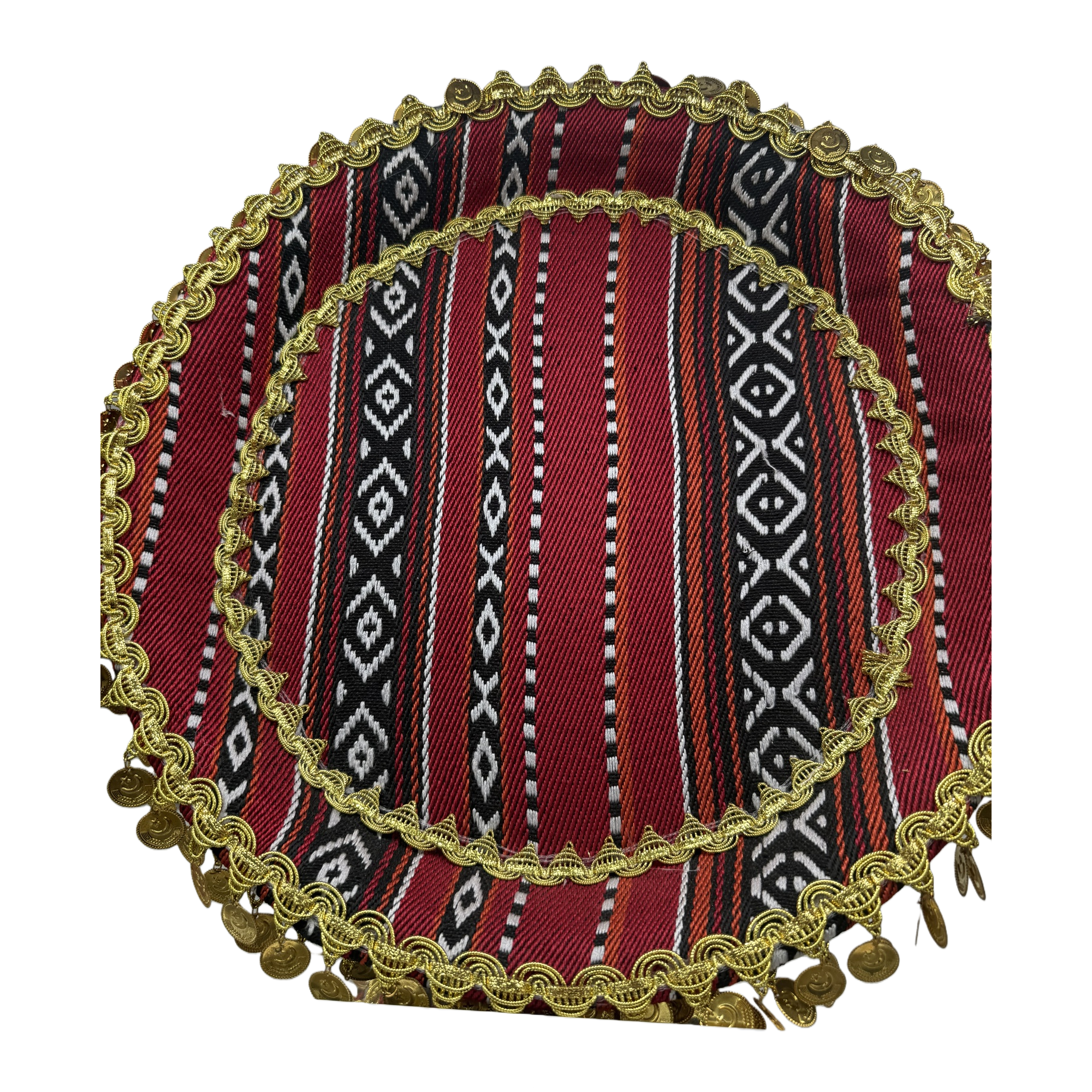 وقد صُنعت الأقمشة الحمراء بأغطية مصنوعة من أزياء مصنوعة من حبات ذهبية من طراز سوسو Item Picture