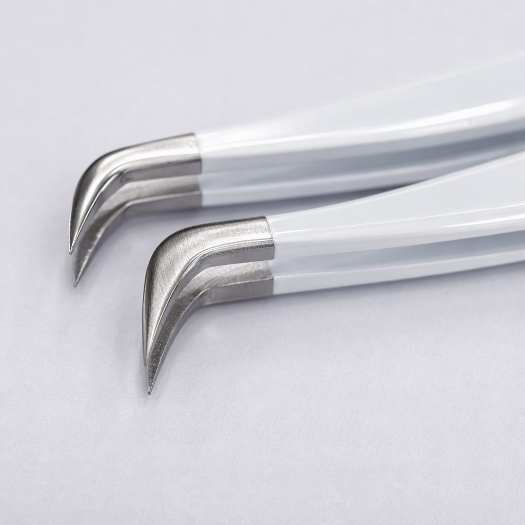navina stainless steel tweezers PT-7 with rainbow pattern white packaging, a delicate beauty tool for holding Application Scenario