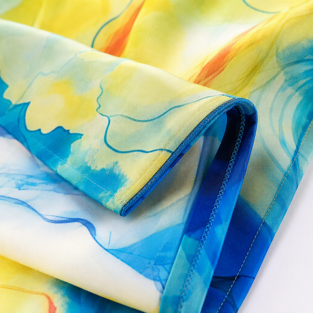 Fashionable long-sleeved top with abstract watercolor blue and yellow color block print, loose and versatile autumn new style Application Scenario