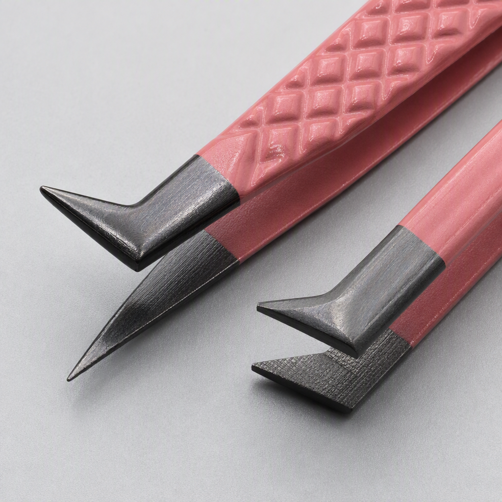 Rainbow pattern navina pink stainless steel tweezers, diamond-shaped texture handle, metal chuck, beauty and makeup tools, exquisite packaging Application Scenario