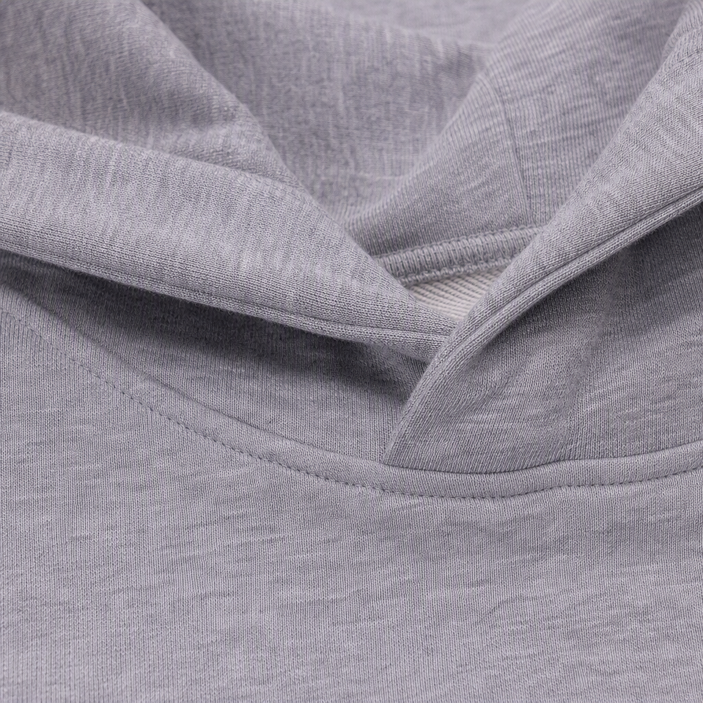 Comfortable and casual sportswear hoodies for men and women, loose pullover sportswear for spring and autumn, worn over sports equipment Application Scenario