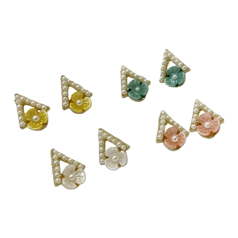 A variety of fashionable hair accessories, headwear accessories, hair clips, hair bands, hair accessories, and decorative headwear accessories are all versatile and easy to match Specification image