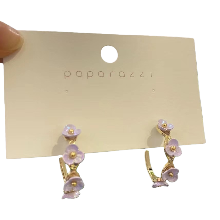 Fashionable and simple metal tassel earrings, versatile earrings for women's charm, trendy and personalized earrings and accessories