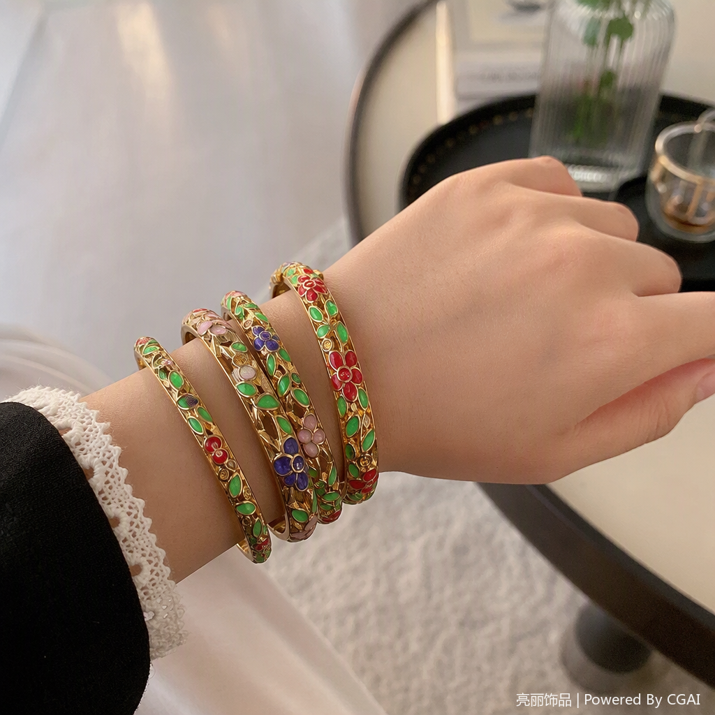 Colorful enamel flower bracelet is a fashionable and elegant jewelry and bracelet. It is a trendy and versatile gift for women details Picture