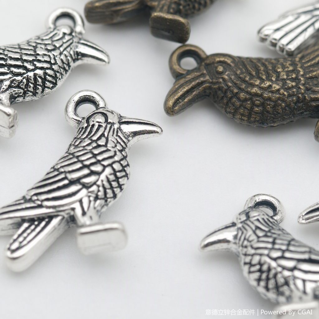Exquisite metal pendant necklaces are simple, versatile, fashionable and trendy, making them a must-have gift for women Specification image