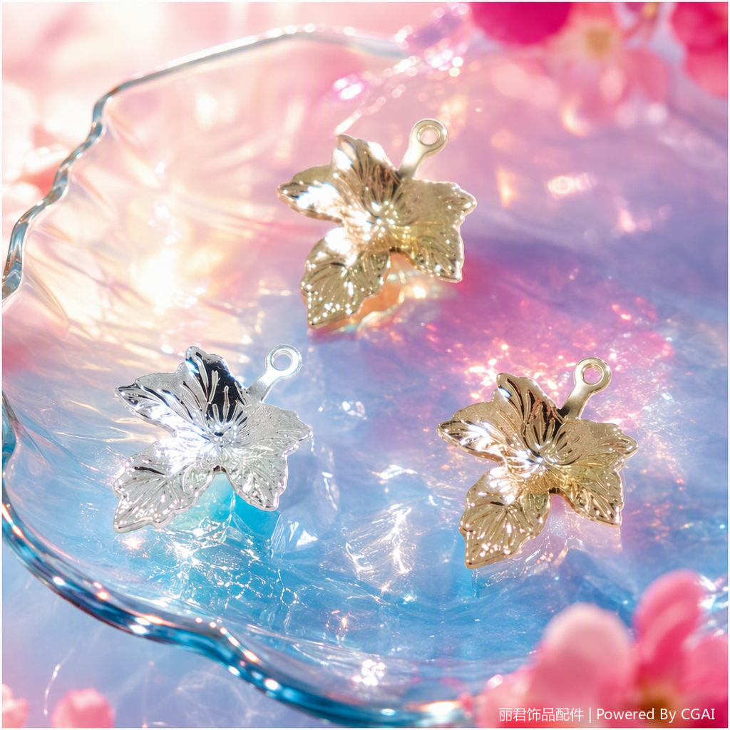 Fashionable and simple metal pendant necklace, a versatile and trendy accessory for women, a gift for accessories details Picture