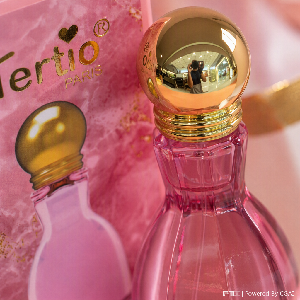 Romantic pink perfume bottle, exquisite and creative transparent glass, ladies' fragrance packaging gift box, collectible edition Application Scenario