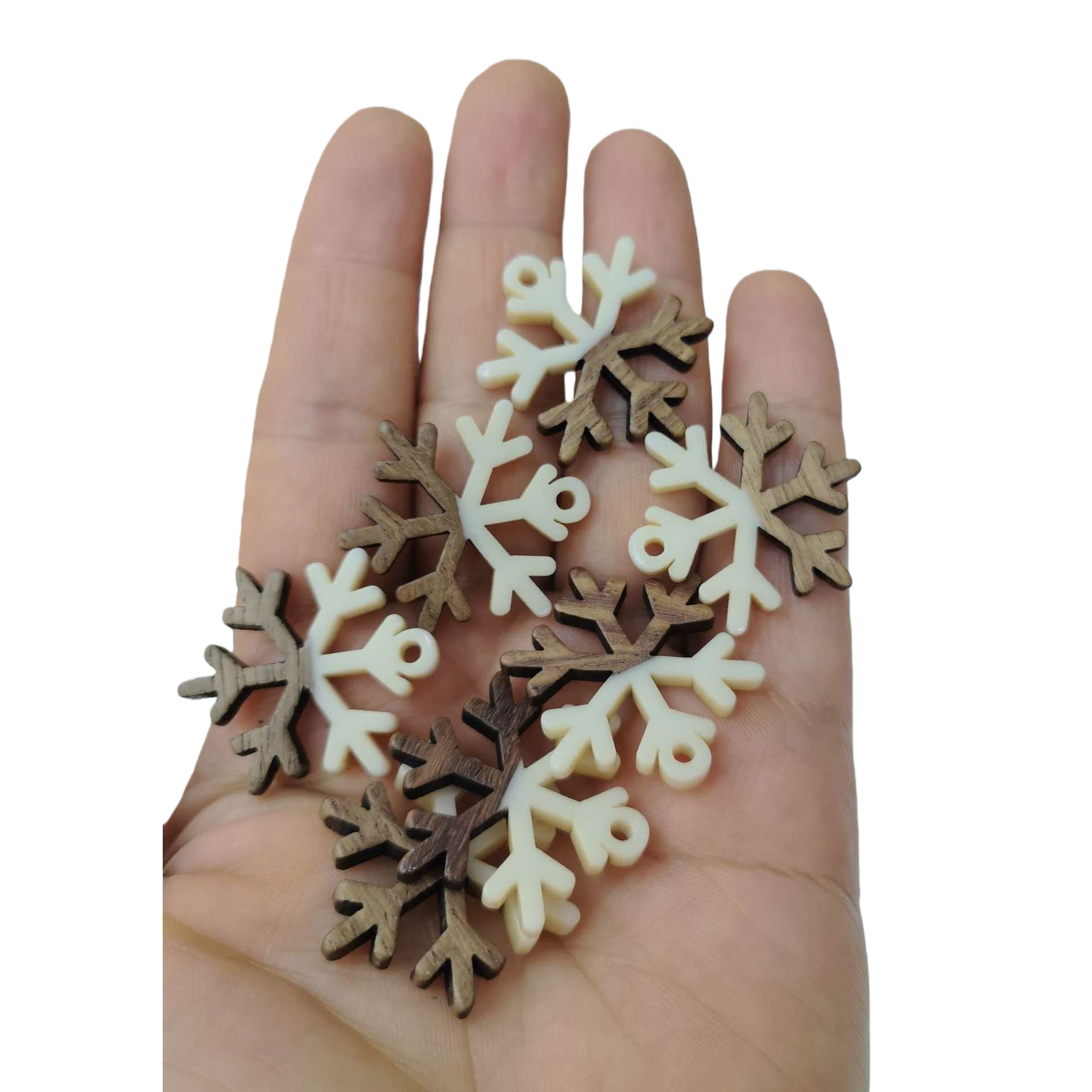 Nordic-style wooden off-white patchwork snowflake decorative pendant, simple and creative home decoration item gift Item Picture