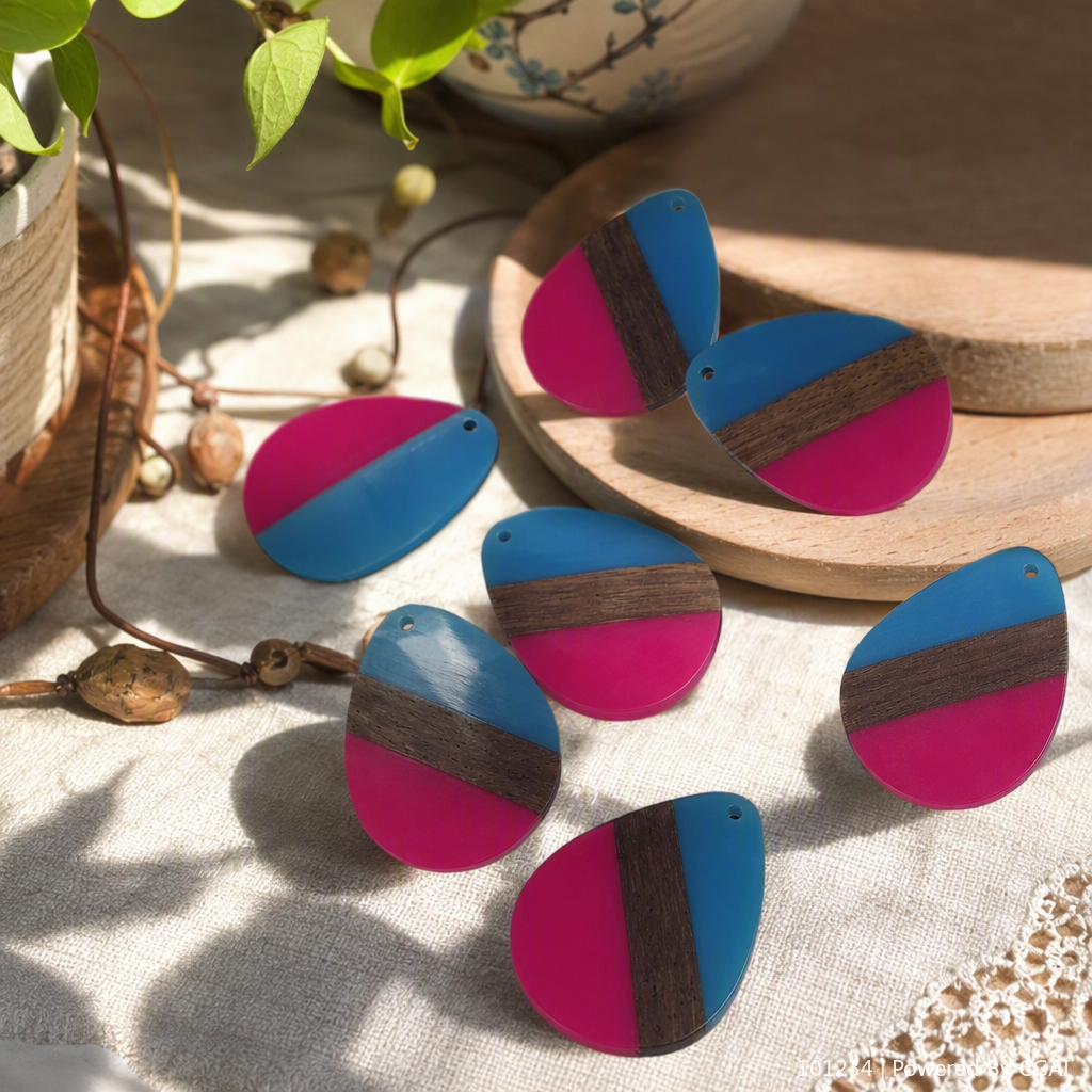 Colorful spliced wooden pendant, personalized and creative handcrafted jewelry, simple and retro necklace accessory gift details Picture