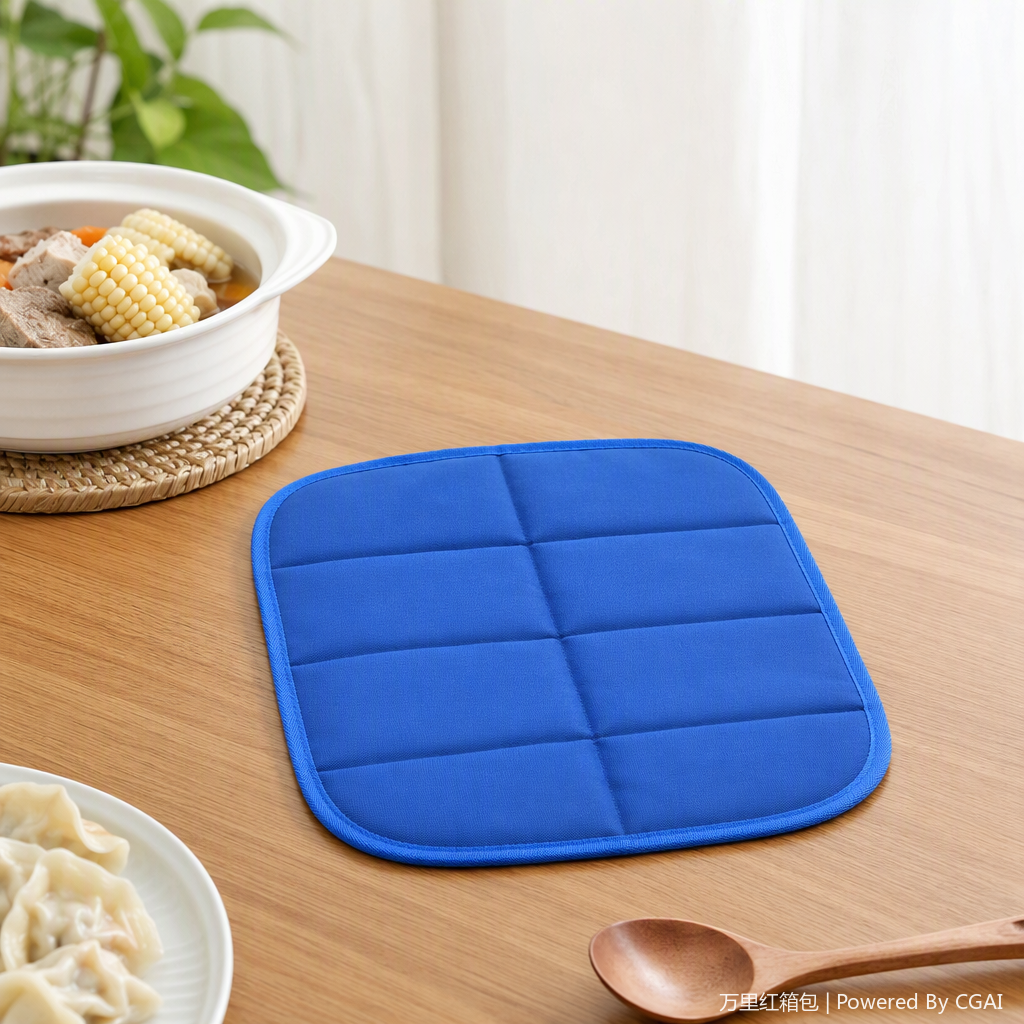 Outdoor folding seat cushion, portable, waterproof, thickened, mountain climbing, hiking, cooling, picnic mat, grassland camping, foldable details Picture