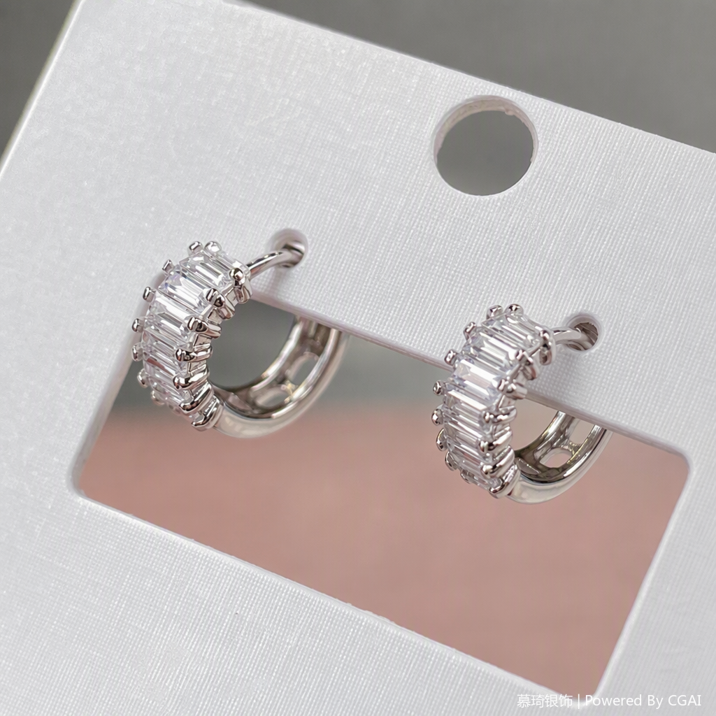 Pendientes de plata brillante con diamantes simple moda versátil orejeras feminilidad estilo elegante varios Application Scenario