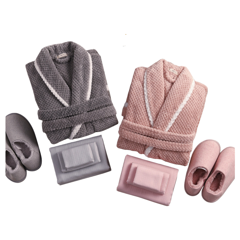 Flannel children's bathrobes and bathrobes set, winter warm and soft, men's and girls' pajamas and home wear Item Picture