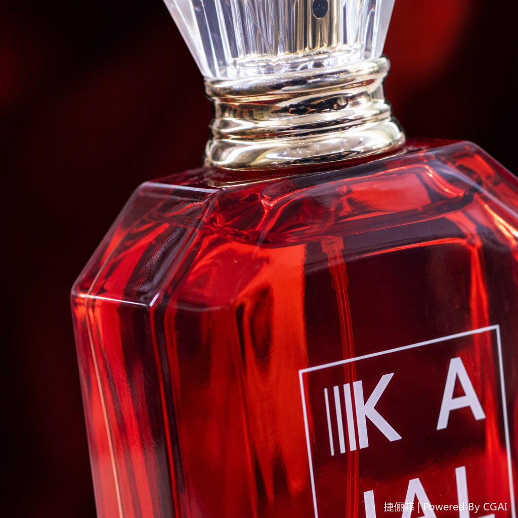 KA JAL's red octagonal glass perfume bottle is a fashionable, simple and exquisite perfume container suitable for both women and men Application Scenario