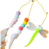 A variety of fun cat toys, cat teasing sticks and pet entertainment products Specification image
