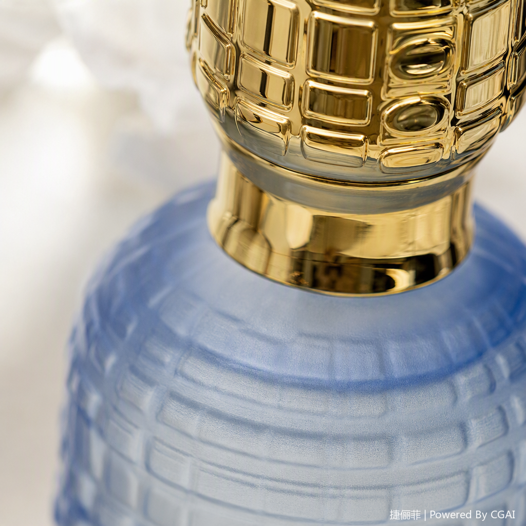 Blue frosted glass perfume bottle, golden grid texture bottle cap, fashionable, elegant and exquisite packaging, gift decoration Application Scenario