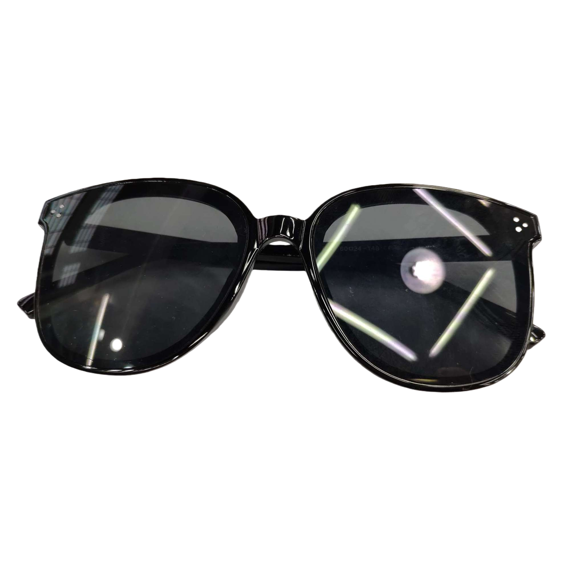 Fashionable polarized sunglasses for men and women, trendy sunglasses for UV protection, casual driving sunglasses accessories Fashionable polarized sunglasses for men and women, trendy sunglasses for UV protection, casual driving sunglasses accessories