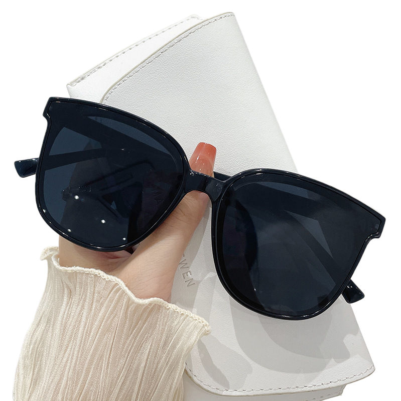 Fashionable polarized sunglasses for men and women, trendy sunglasses for UV protection, casual driving sunglasses for men and women Specification image