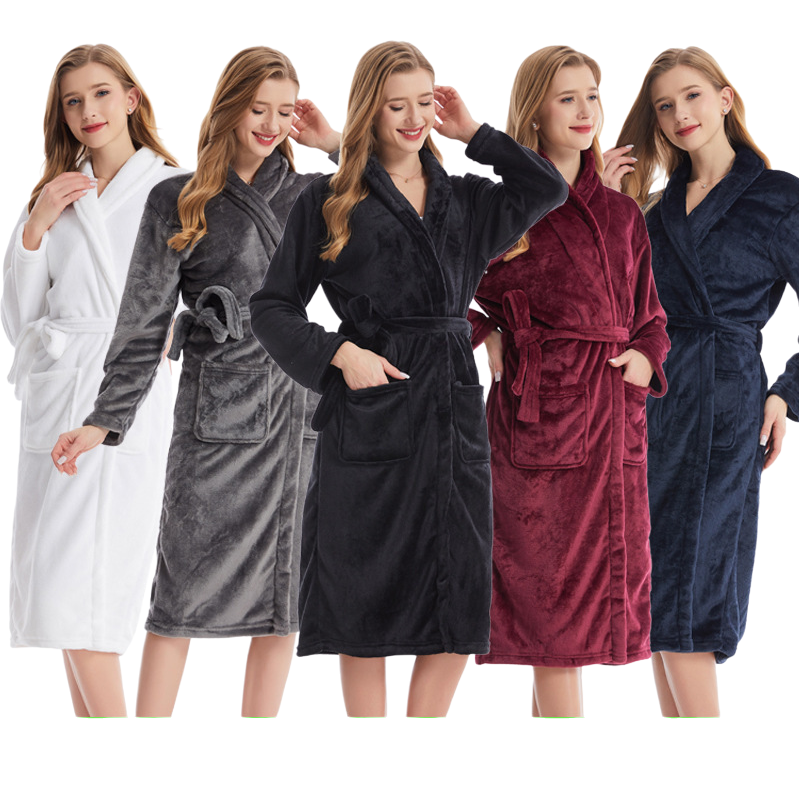 Five female models showcased multi-color suede bathrobes, hotel supplies and moxibustion suits, providing a comfortable experience. Best-selling styles are sold directly by the manufacturer Item Picture