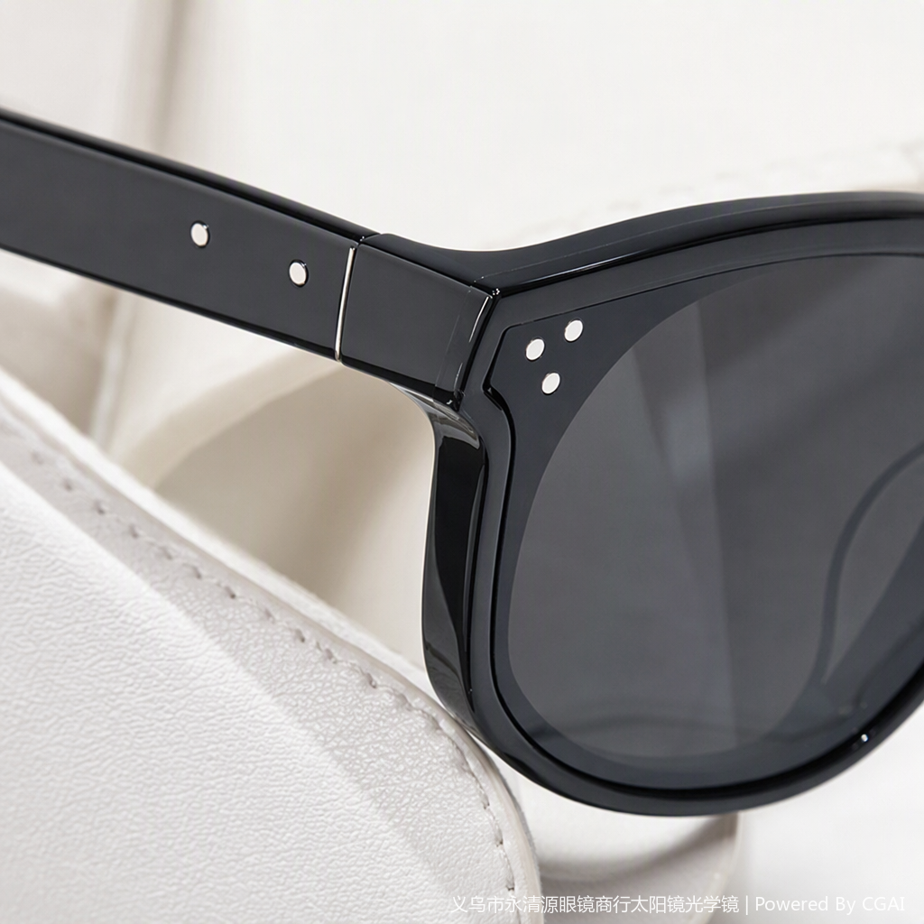 Fashionable polarized sunglasses for men and women, trendy UV protection polarized glasses, driving sunglasses, casual sunglasses details Picture