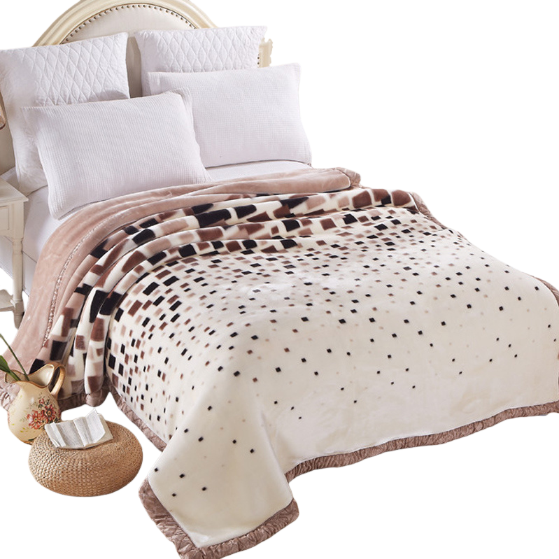 Soft and warm, thick autumn and winter home bedding blanket with a beige base and black and brown checkered pattern Item Picture