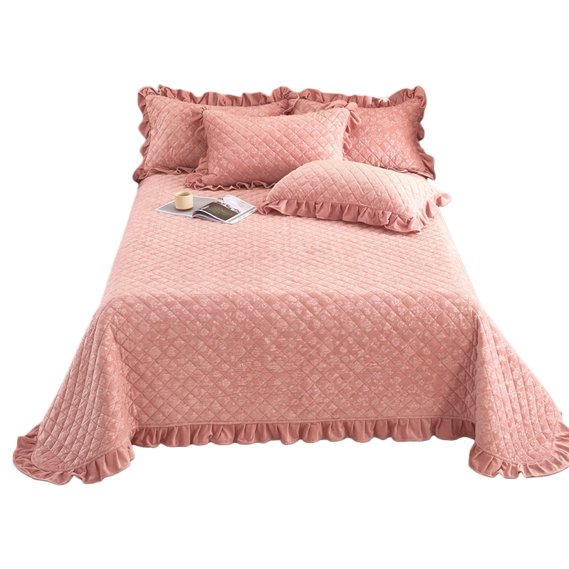New lace embossed baby velvet jacquard cotton-padded single bed cover, single bed cover, single bed skirt, bed cover wholesale, comfortable quilted three-piece set, bedding set available in multiple colors, suitable for spring and autumn, soft and warm Item Picture
