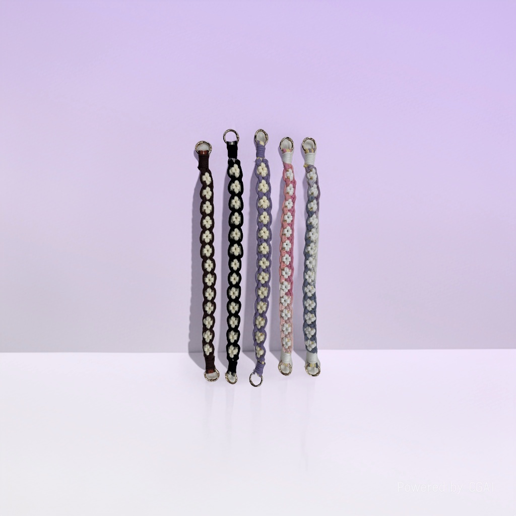 High-end woven keychain, Daisy flower color-blocking key chain, bracelet, pendant, mobile phone chain, Bohemian style 142908119 Application Scenario