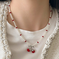 Pearl necklace stainless steel pendant jewelry for women Item Picture